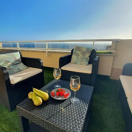 Gigantes Ocean View Apartamento *
